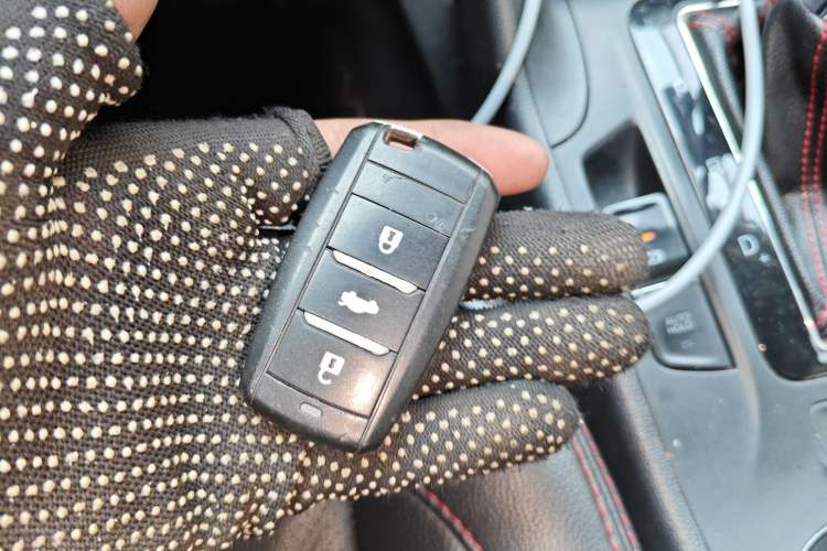 Used CHANGAN CS75 2016 1.8T Automatic Elite Model China V Standard Vehicle Key