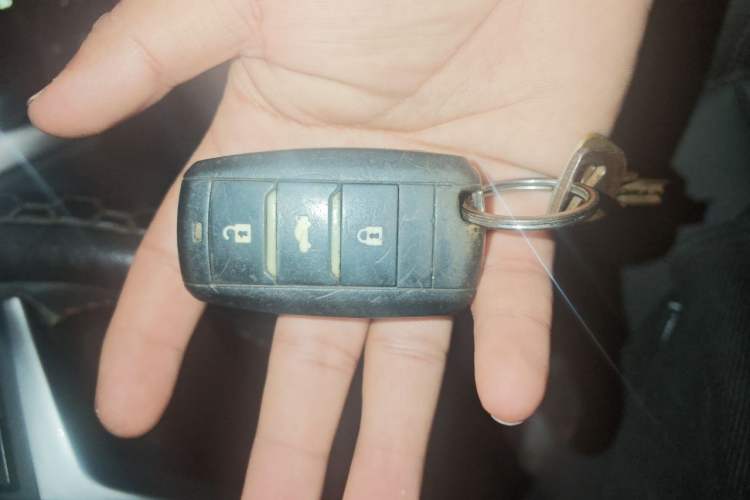 Used CHANGAN CS75 2016 2.0L Manual Luxury Version China V Standard Vehicle Key