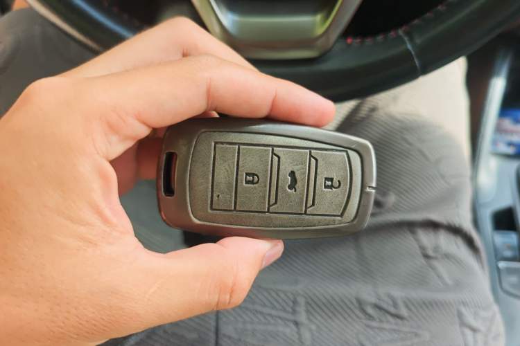 Used CHANGAN CS75 2016 2.0L Manual Luxury Version China V Standard Vehicle Key
