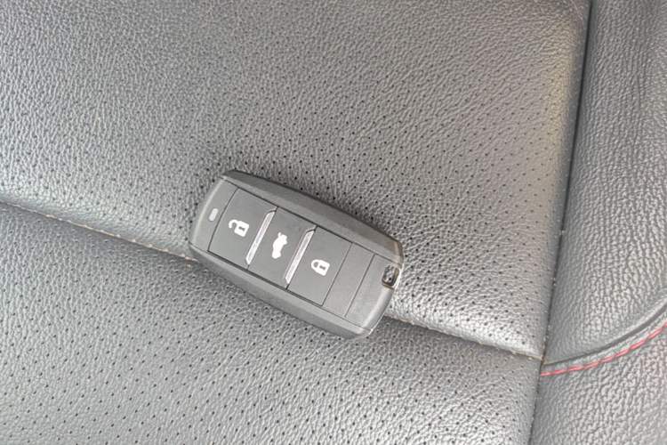 Used CHANGAN CS75 2016 1.8T Automatic Elite Model China V Standard Vehicle Key