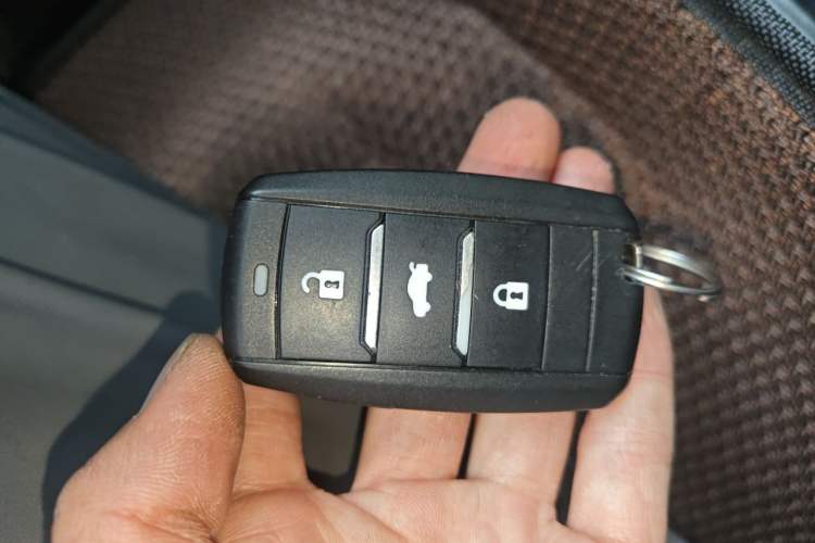Used CHANGAN CS75 2016 1.8T Automatic Elite Model China V Standard Vehicle Key