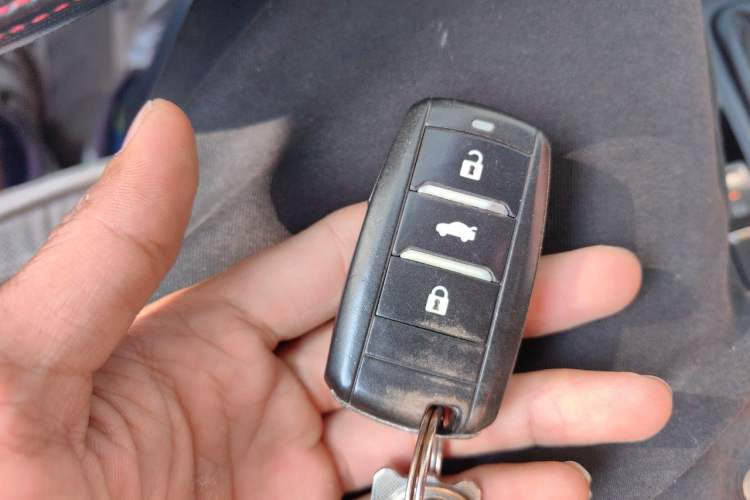 Used CHANGAN CS75 2016 2.0L Manual Luxury Version China V Standard Vehicle Key