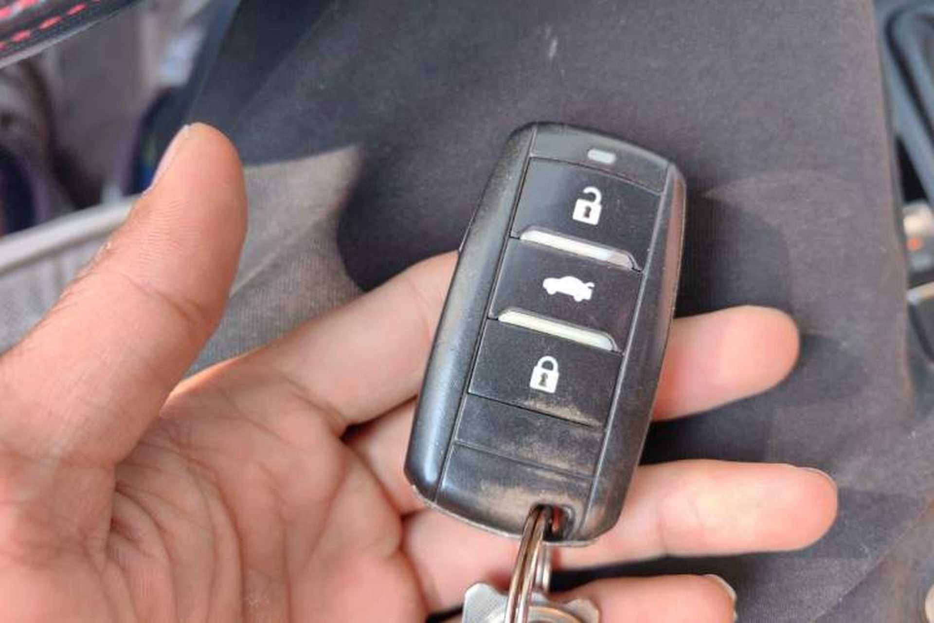 Used CHANGAN CS75 2016 2.0L Manual Luxury Version China V Standard Vehicle Key