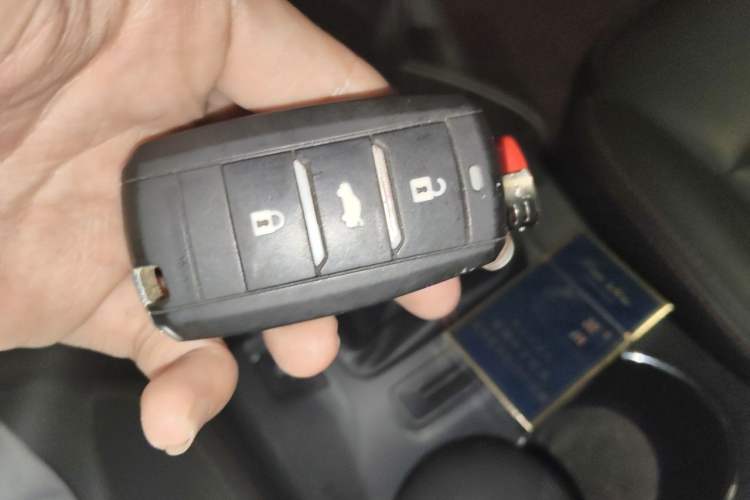 Used CHANGAN CS75 2016 2.0L Manual Luxury Version China V Standard Vehicle Key