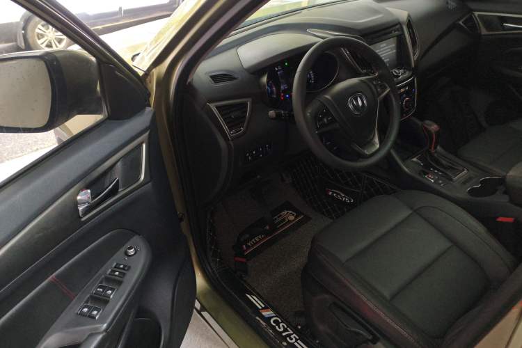 Used CHANGAN CS75 2016 1.8T Automatic Elite Model China V Standard Driver Seat