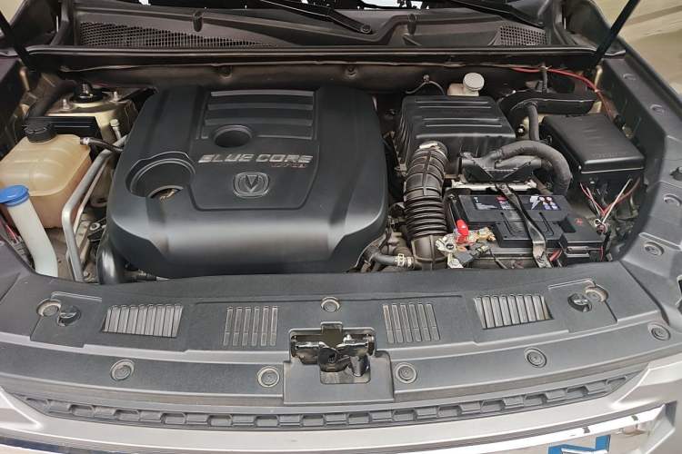 Used CHANGAN CS75 2016 1.5T Manual FENGSHANG Model Engine Bay