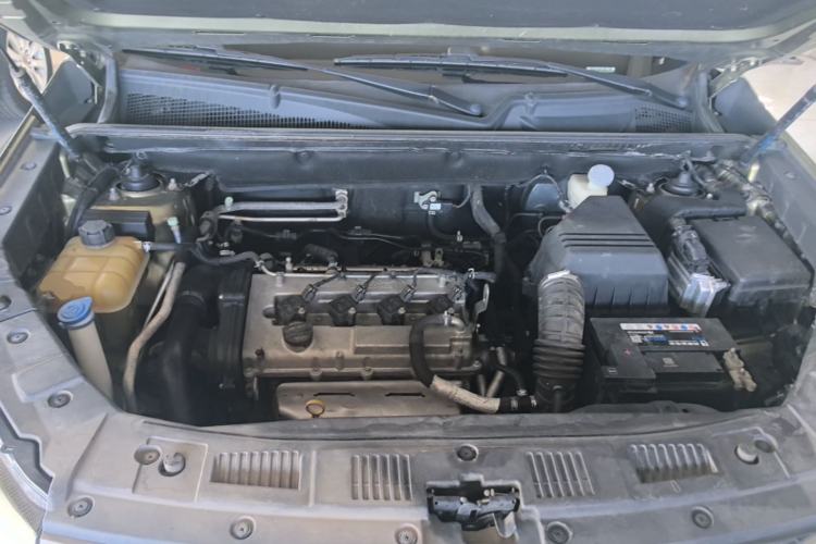 Used CHANGAN CS75 2016 1.8T Automatic Elite Model China V Standard Engine Bay