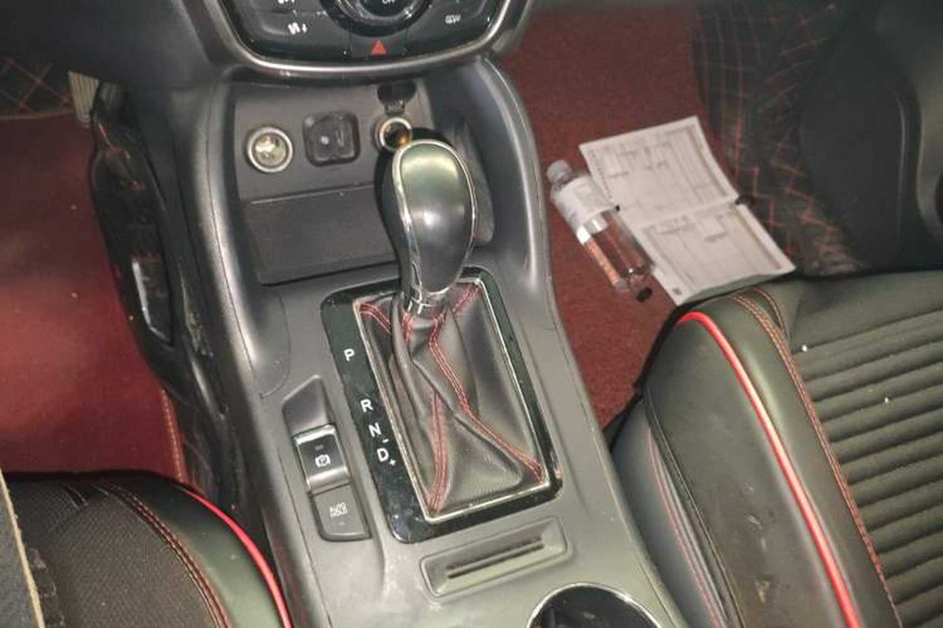 Used CHANGAN CS75 2016 1.8T Automatic Elite Model China V Standard Gear Lever