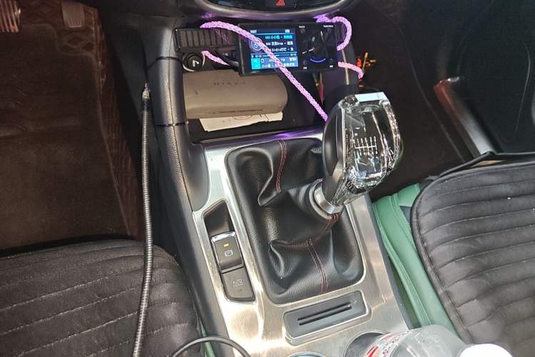 Used CHANGAN CS75 2016 1.5T Manual FENGSHANG Model Gear Lever