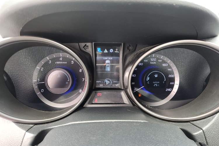 Used CHANGAN CS75 2016 1.8T Automatic Prestige Model China V Standard Instrument Cluster