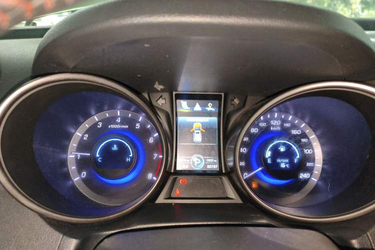 Used CHANGAN CS75 2016 1.8T Automatic Elite Model China V Standard Instrument Cluster