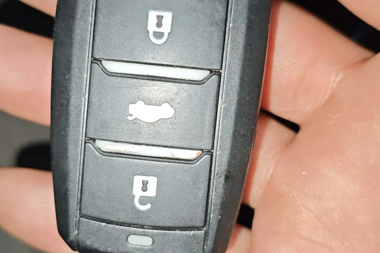 Used CHANGAN CS75 2016 1.8T Automatic Elite Model China V Standard Interior 1