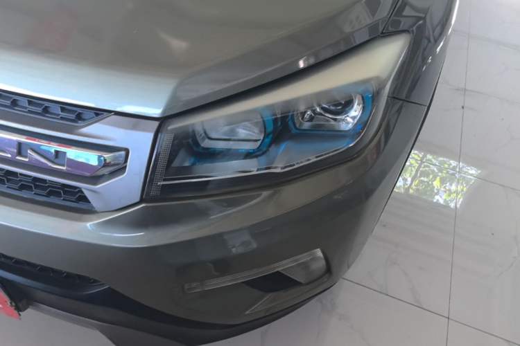 Used CHANGAN CS75 2016 1.8T Automatic Elite Model China V Standard Left Front Headlight
