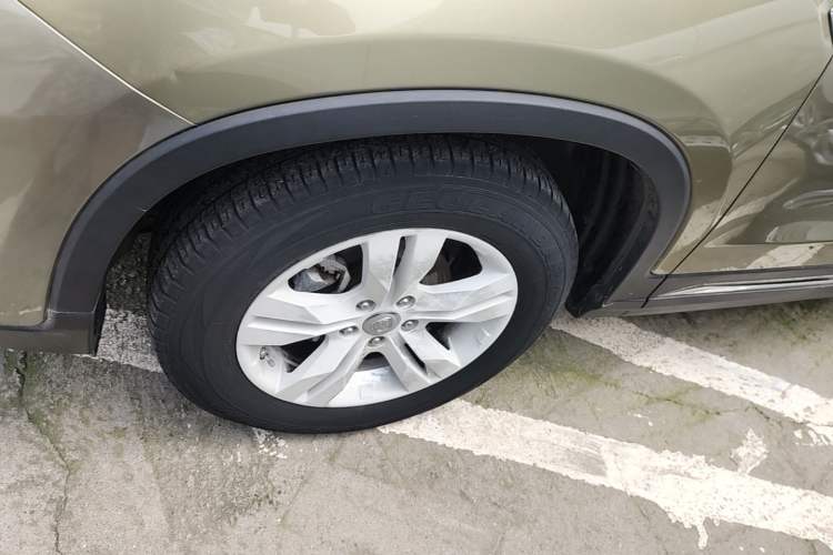 Used CHANGAN CS75 2016 1.8T Automatic Prestige Model China V Standard Left Front Wheel Hub