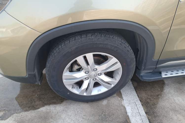 Used CHANGAN CS75 2016 1.8T Automatic Elite Model China IV Standard Left Front Wheel Hub