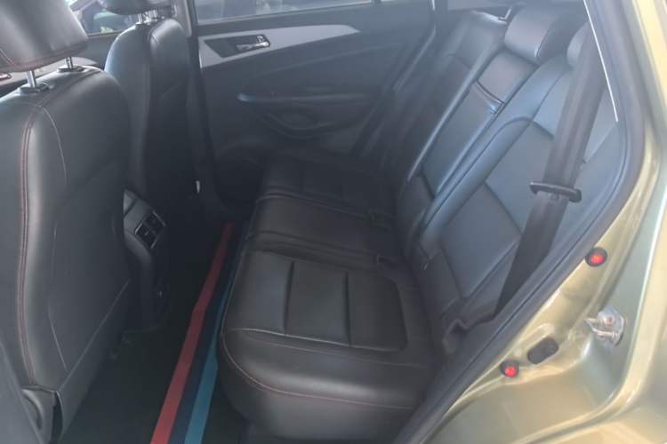 Used CHANGAN CS75 2016 1.8T Automatic Elite Model China V Standard Left Rear Seat