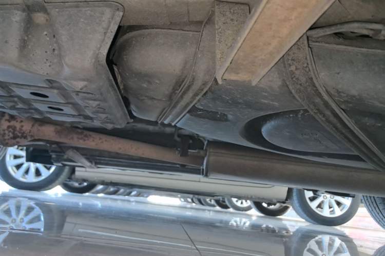 Used CHANGAN CS75 2016 1.8T Automatic Elite Model China V Standard Left Side Sill