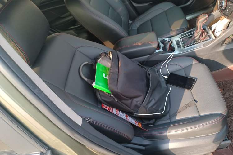 Used CHANGAN CS75 2016 1.8T Automatic Elite Model China IV Standard Right Front Seat