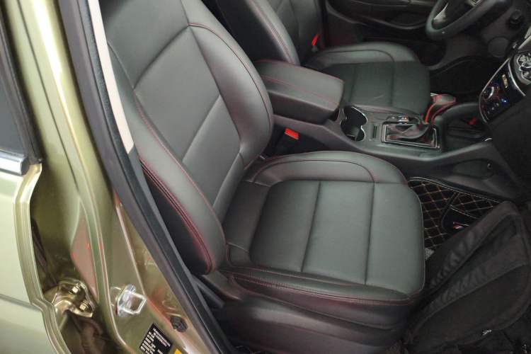 Used CHANGAN CS75 2016 1.8T Automatic Elite Model China V Standard Right Front Seat