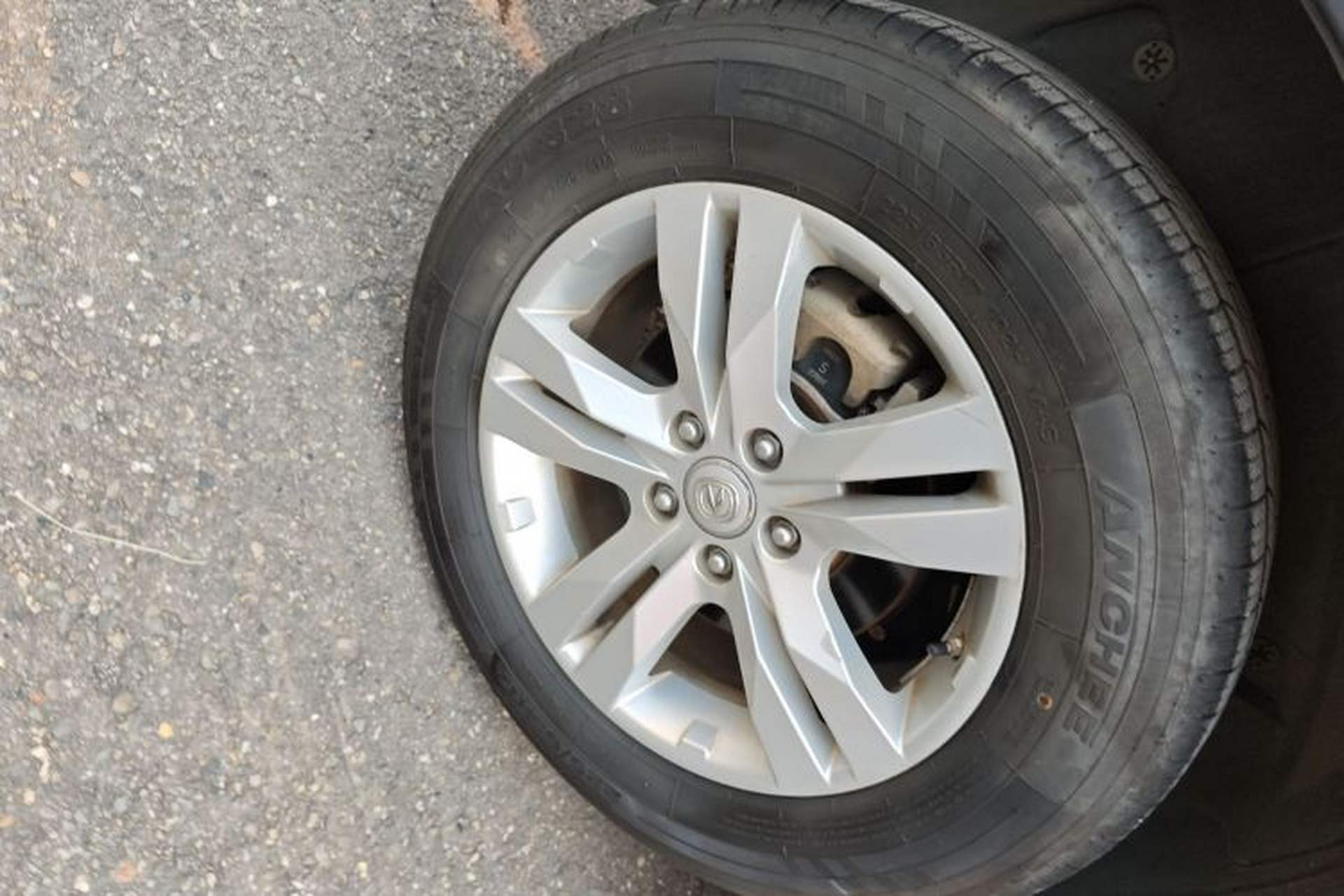 Used CHANGAN CS75 2016 1.8T Automatic Elite Model China V Standard Right Rear Wheel Hub