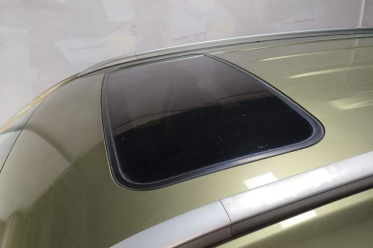 Used CHANGAN CS75 2016 1.8T Automatic Elite Model China V Standard Roof