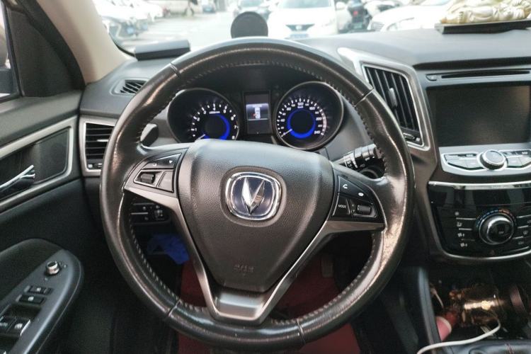 Used CHANGAN CS75 2016 2.0L Manual Luxury Version China V Standard Steering Wheel