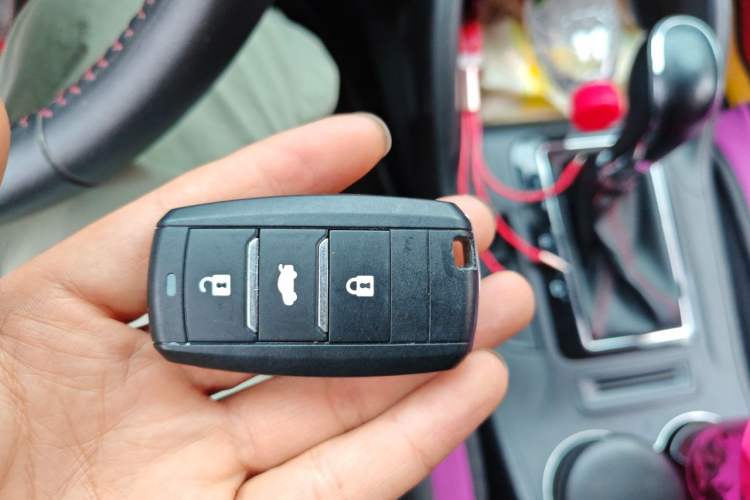 Used CHANGAN CS75 2016 1.8T Automatic Elite Model China IV Standard Vehicle Key