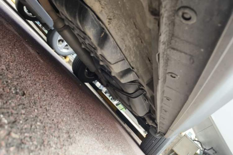 Used CHANGAN CS75 2017 Shangkui Edition 1.5T Manual Fengxiang Model Chassis Front Left