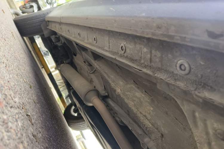 Used CHANGAN CS75 2017 Shangkui Edition 1.5T Manual Fengxiang Model Chassis Front Right