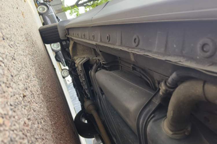 Used CHANGAN CS75 2017 Shangkui Edition 1.5T Manual Fengxiang Model Chassis Rear Left