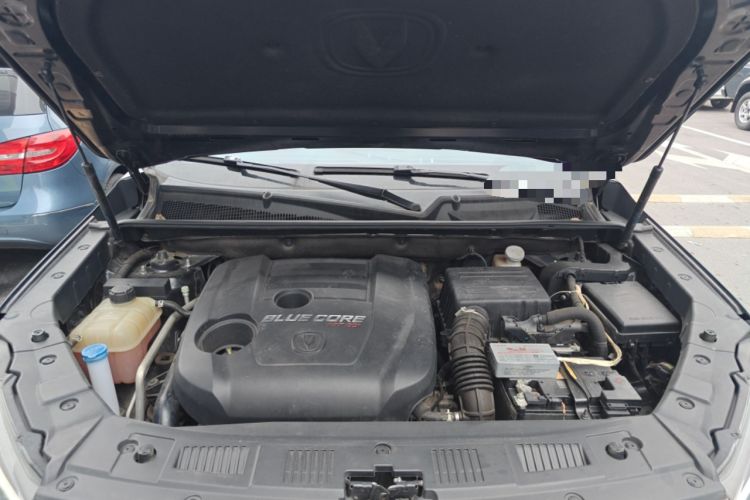 Used CHANGAN CS75 2017 Shangkui Edition 1.5T Manual Fengxiang Model Engine Bay