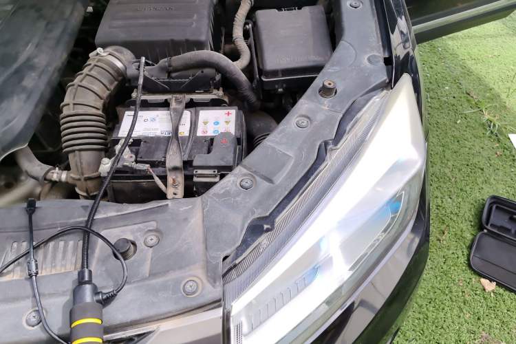 Used CHANGAN CS75 2017 Shangku Edition 1.5T Manual ZhiXiang Model Engine Bay Left