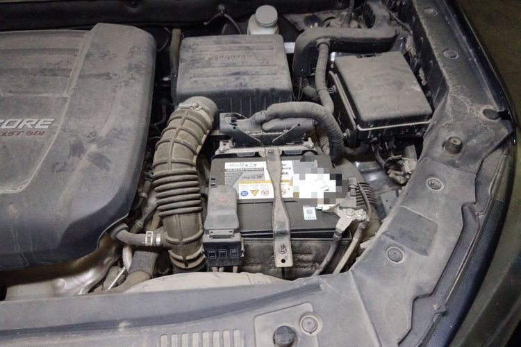Used CHANGAN CS75 2017 Shangkui Edition 1.5T Automatic Fengxiang Model Engine Bay Left