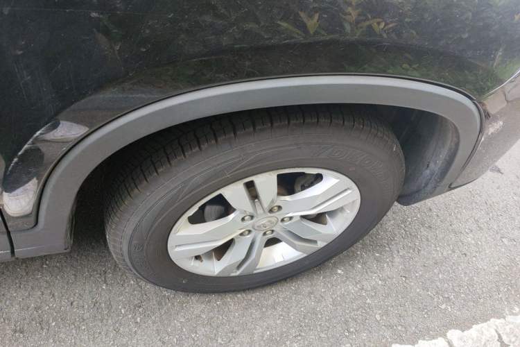 Used CHANGAN CS75 2017 Shangku Edition 1.5T Manual ZhiXiang Model Exterior 1
