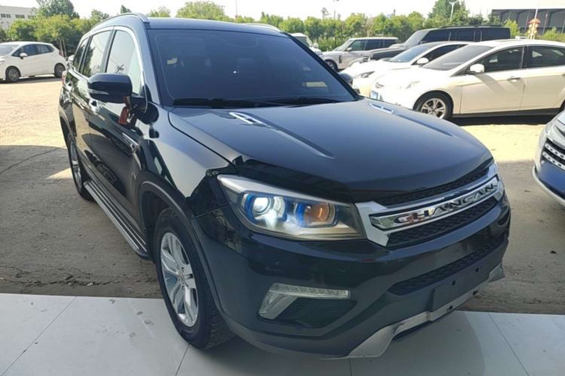 Used CHANGAN CS75 2017 Shangkui Edition 1.5T Automatic Fengyue Model Front Right 45 Deg