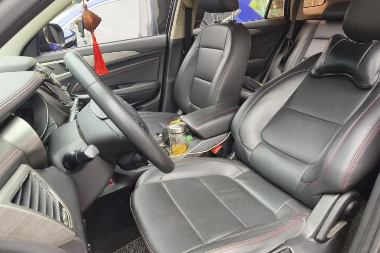 Used CHANGAN CS75 2017 Shangkui Edition 1.5T Manual Fengxiang Model Left Front Seat