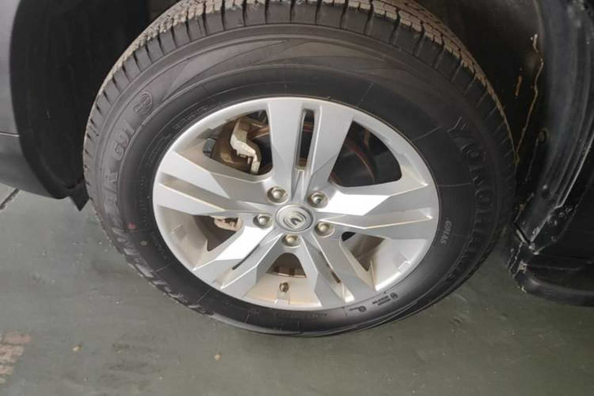 Used CHANGAN CS75 2017 Shangkui Edition 1.5T Manual Fengxiang Model Left Front Wheel Hub