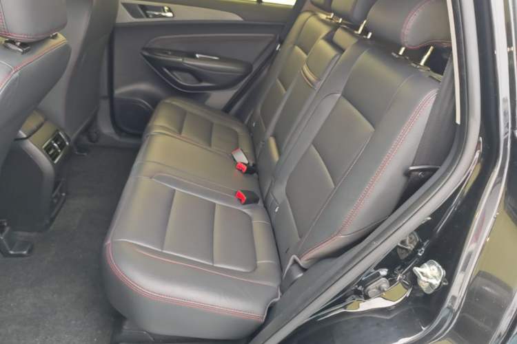 Used CHANGAN CS75 2017 Shangku Edition 1.5T Manual ZhiXiang Model Left Rear Seat