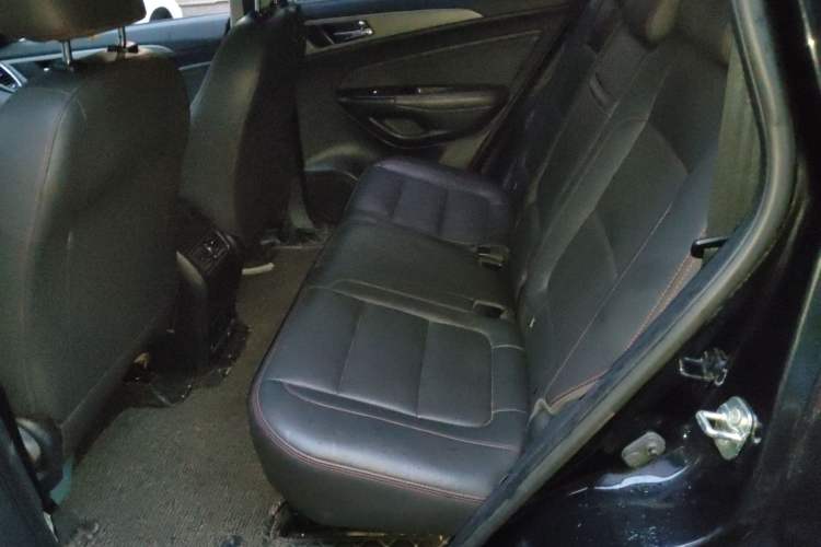 Used CHANGAN CS75 2017 Shangkui Edition 1.5T Automatic Fengxiang Model Left Rear Seat