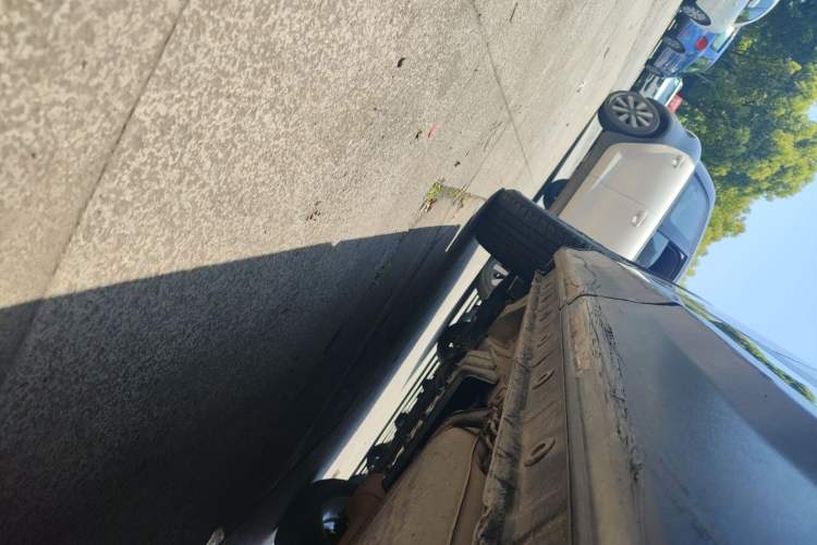 Used CHANGAN CS75 2017 Shangkui Edition 1.5T Automatic Sharp Model Left Side Sill