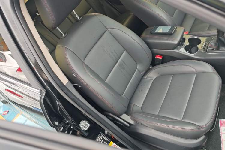 Used CHANGAN CS75 2017 Shangku Edition 1.5T Manual ZhiXiang Model Right Front Seat