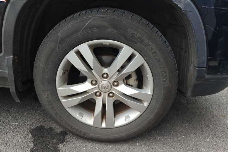 Used CHANGAN CS75 2017 Shangkui Edition 1.5T Manual Fengxiang Model Right Front Wheel Hub