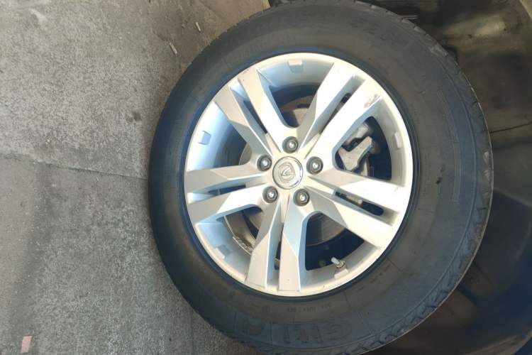 Used CHANGAN CS75 2017 Shangkui Edition 1.5T Automatic Sharp Model Right Rear Wheel Hub