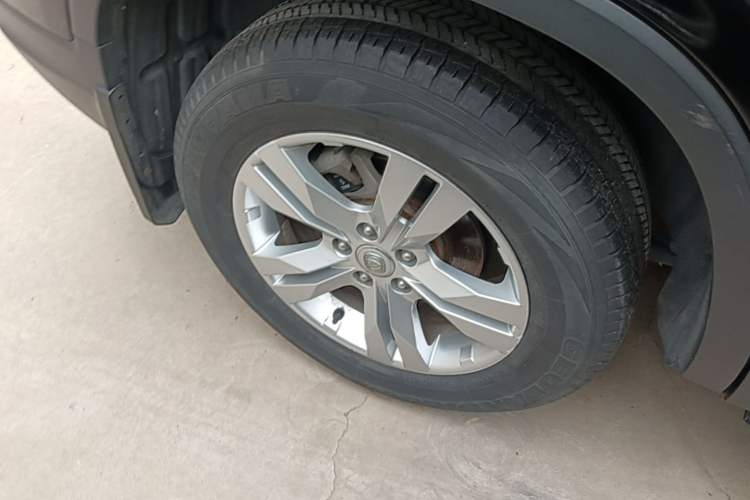 Used CHANGAN CS75 2017 Shangkui Edition 1.5T Automatic Fengxiang Model Right Rear Wheel Hub