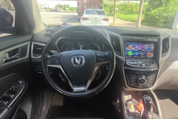 Used CHANGAN CS75 2017 Shangkui Edition 1.5T Automatic Fengxiang Model Steering Wheel