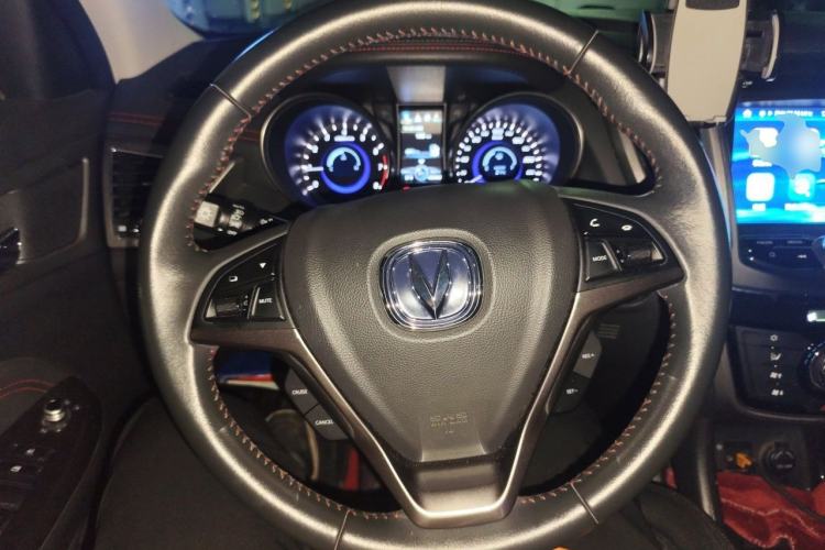 Used CHANGAN CS75 2017 Shangkui Edition 1.5T Manual Fengxiang Model Steering Wheel