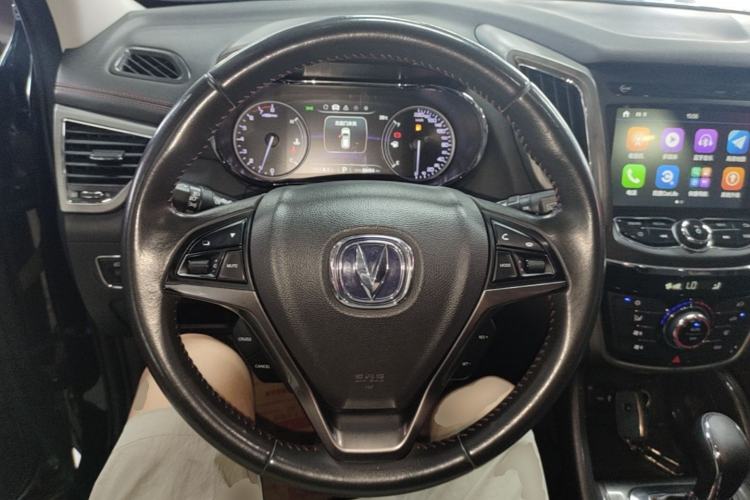Used CHANGAN CS75 2017 Shangkui Edition 1.5T Automatic Fengxiang Model Steering Wheel
