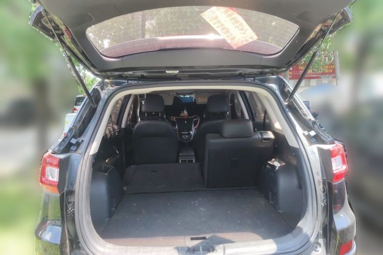 Used CHANGAN CS75 2017 Shangku Edition 1.5T Manual ZhiXiang Model Trunk