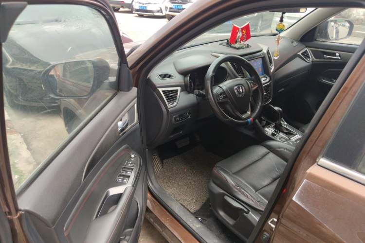 Used CHANGAN CS75 2017 Shangkui Edition 1.5T Automatic Fengyue Model Driver Seat