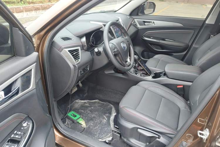 Used CHANGAN CS75 2017 Shangkui Edition 1.5T Automatic Fengyue Model Driver Seat